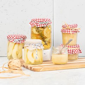 Przepisy na gruszki w occie, marynacie, syropie i dżem. Zobacz jak przygotować najlepsze przetwory gruszkowe. (fot. Paulina Czyżewska)