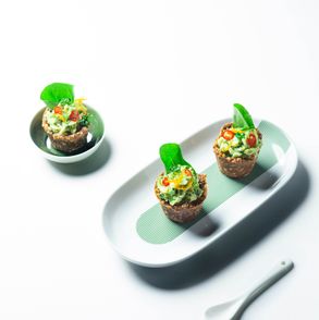 Wegańskie babeczki z pomidorów i słonecznika. Najlepsze przepisy na przystawki. Wegańskie przepisy (fot. Rafał Meszka)