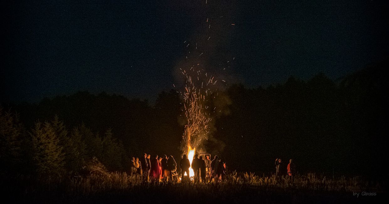 Przyjęcie sylwestrowe na łące (fot. Krzysztof Jakubowski)