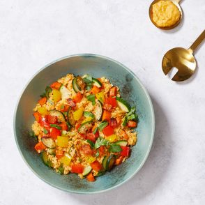 Zimowe sałaty. Sałatka z soczewicy i pieczonej marchewki (fot. Maciek Niemojewski)