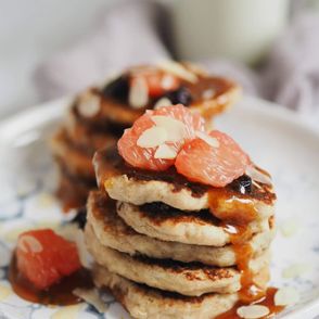 racuszki gryczane, placki bezglutenowe, pancakes, przepisy Jagłowska, wegańskie placki, wegańskie śniadanie