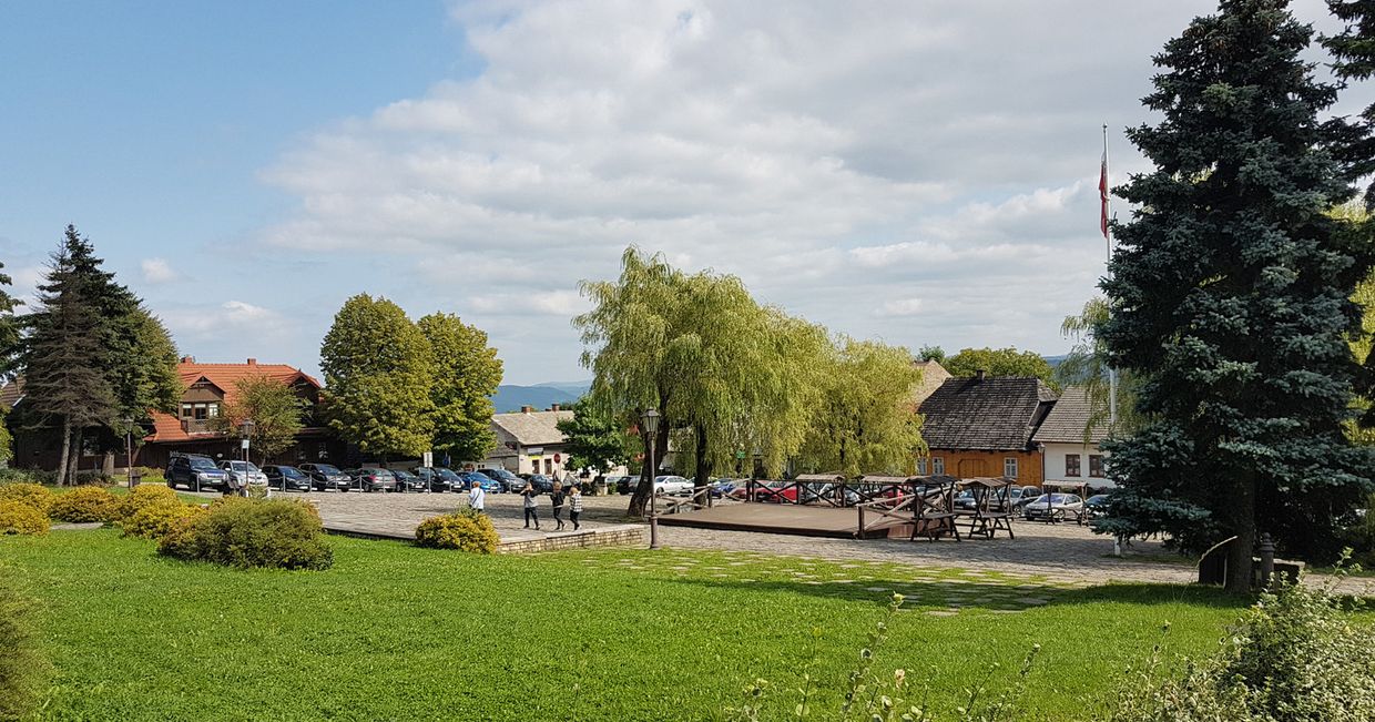Beskid Wyspowy na weekend, Lanckoroński rynek, atrakcje Małopolski (fot. Aleksander Szojer)