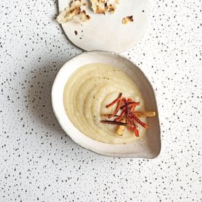 krem z białych warzyw, zupa krem z białych warzyw, maca, domowy chleb, rozgrzewająca zupa krem, krem warzywny, obiad dla dzieci, szybki obiad, danie jednogarnkowe, zupa krem kukbuk