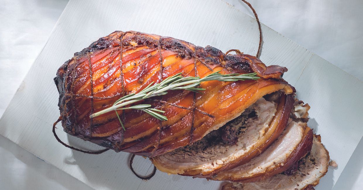 Porchetta nadziewana wątróbką i wiśniami
