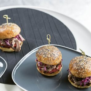 przepis na kanapkę z szarpaną wieprzowiną