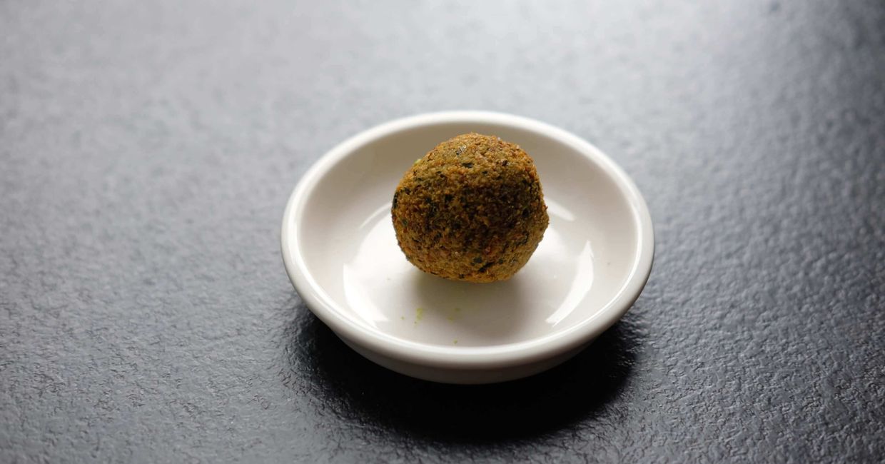 falafel, jak zrobić, jak zrobić falafel, domowy falafel, idealny falafel, idealny falafel, falafel kukbuk, kuchnia libańska, przepis na falafele, falafele w blenderze