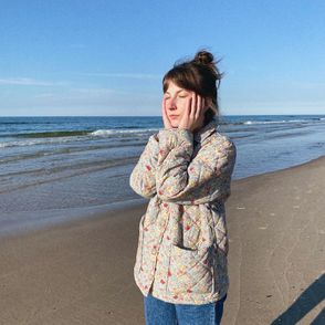 Magda z @Bzdurnie na plaży