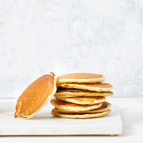 Jak zrobić pankiejki, przepis na amerykańskie naleśniki, pancakes, amerykańskie śniadanie (fot. Maciek Niemojewski)