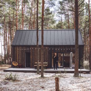 House for Rest, Slow Polska, domek w lesie, wakacje w środku lasu, z dala od miasta (fot. Slow Polska)