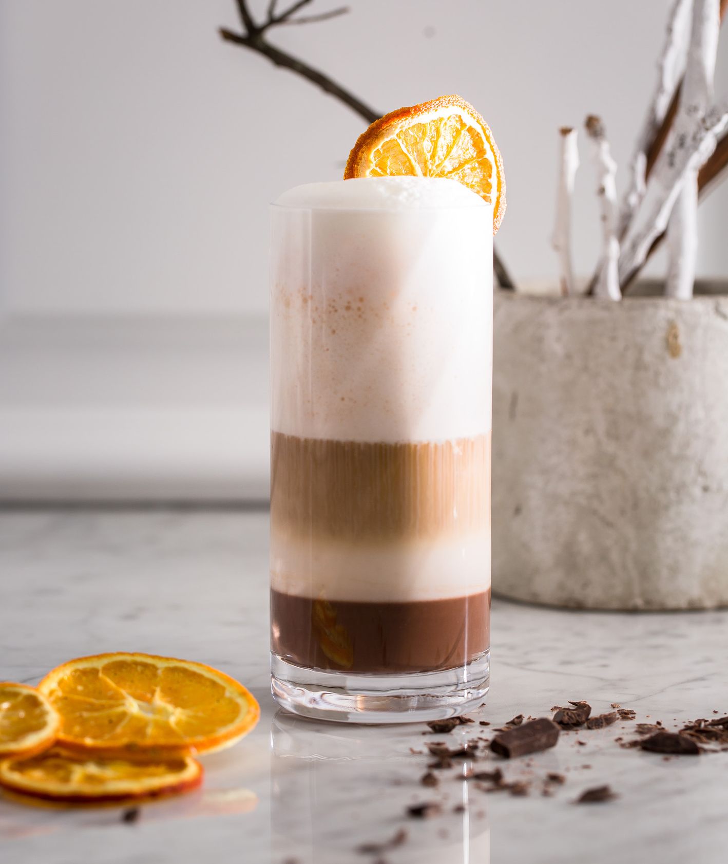 Zimowa kawa – latte czekoladowo-pomarańczowe
