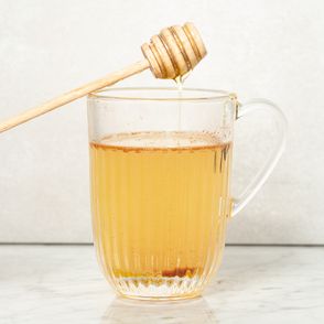 zdrowy napój na zimę napój z cynamonem i octem jabłkowym właściwości