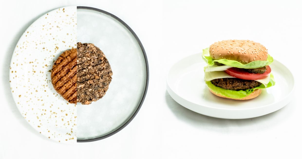 Najlepsze wegeburgery – roślinny burger z bezmięsnym kotletem marki Planty (fot. Marcin Lewandowski)