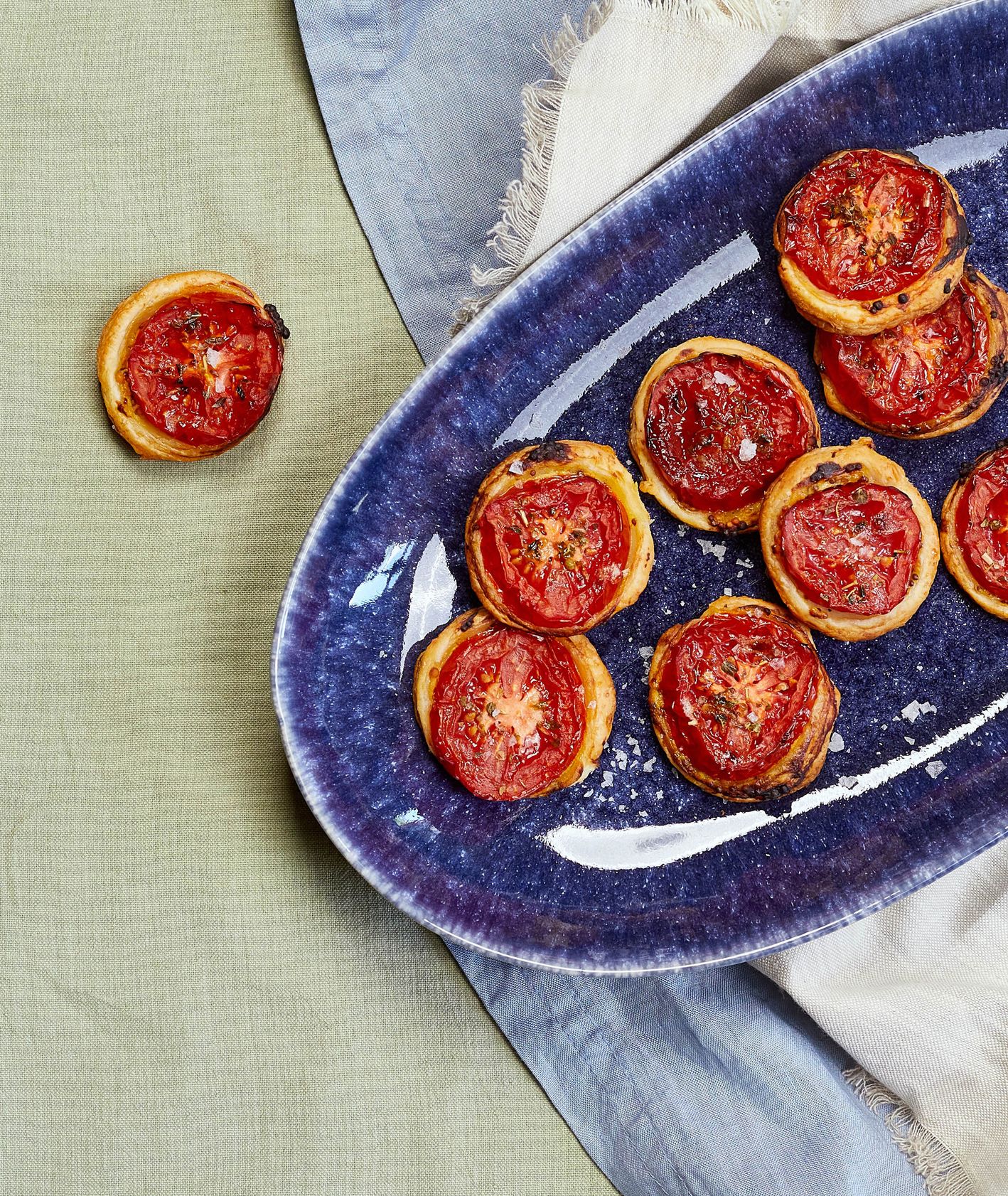 Wytrawne ciastko z pomidorem i oregano – przepis