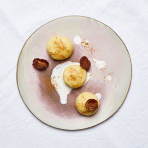 knele ze śliwkami, jak zrobić knedle, knedle, domowe knedle, knedle ziemniaczane