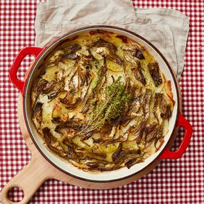 Przepis – sformato z karczochów, ziemniaków i schabu, jak przyrządzić karczochy (fot. Maciej Niemojewski)