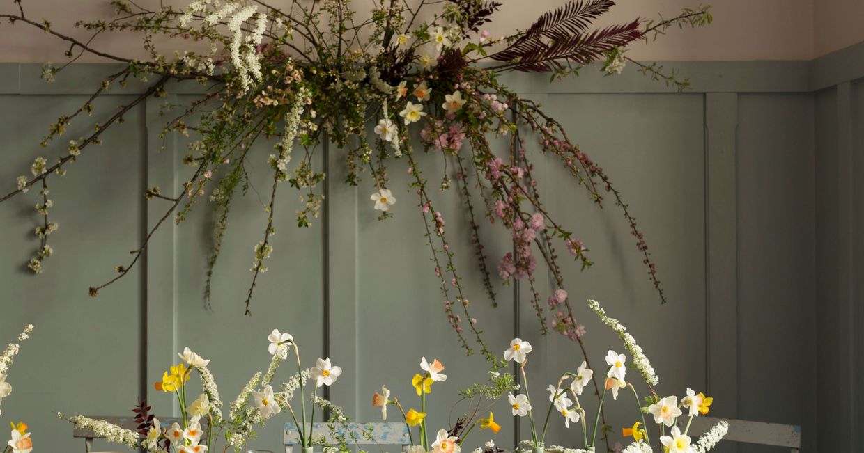 dekoracja stołu, wiosenne inspiracje, kwiaty i miut