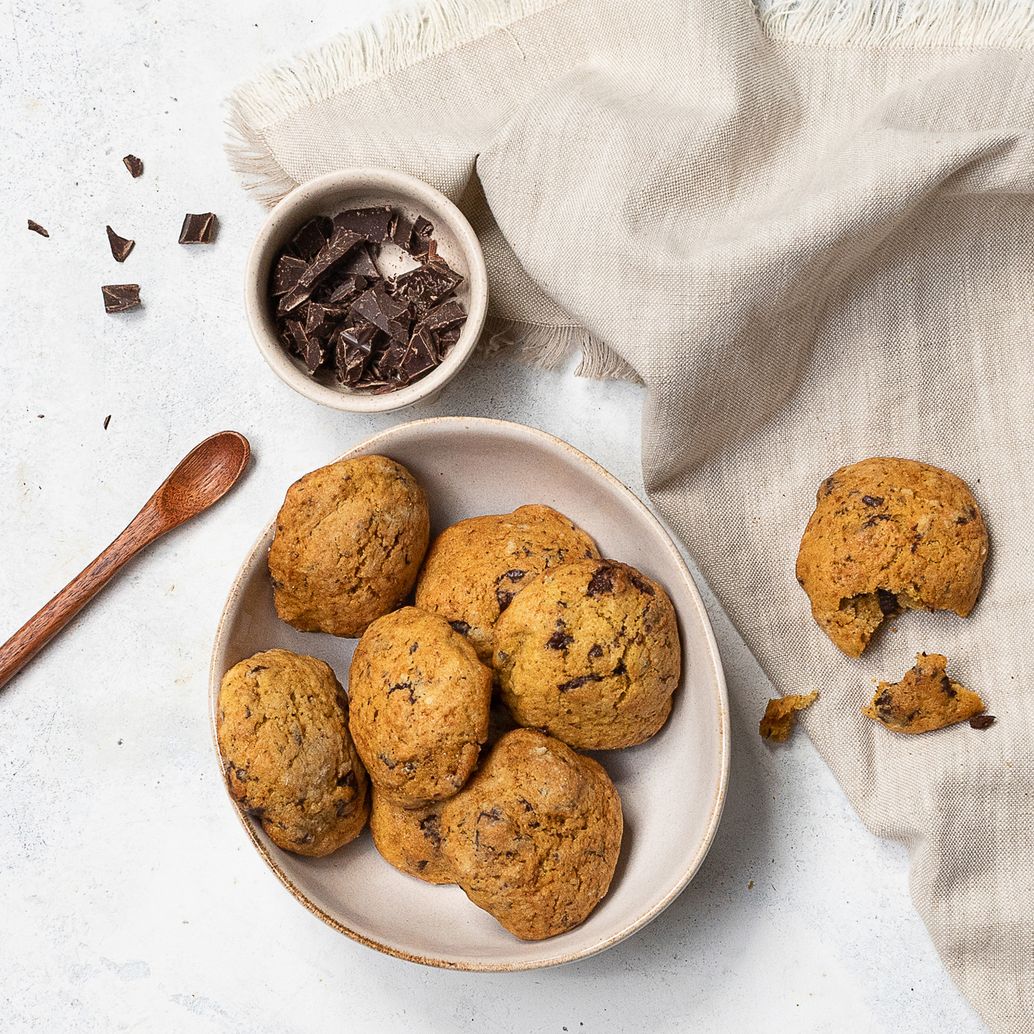 Jak zrobić ciastka dyniowe z czekoladą. Przepis na dyniowe ciasteczka z czekoladą (fot. Paulina Czyżewska)
