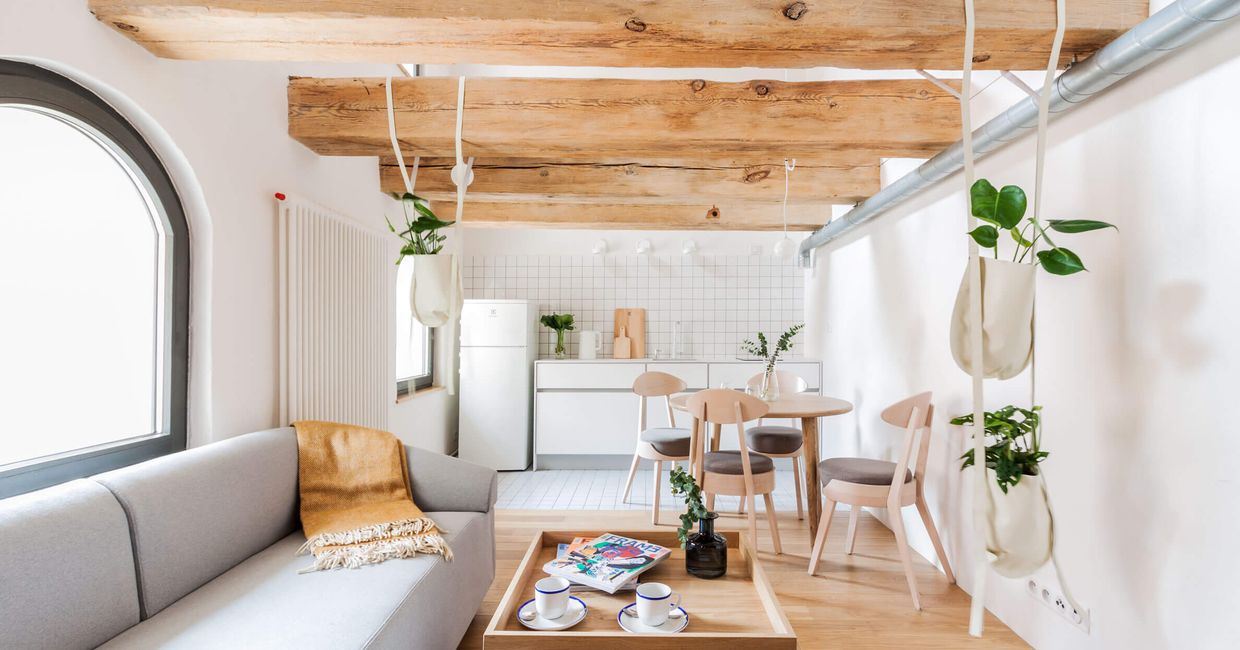 Wnętrze apartamentu hotelowego w Toruniu.