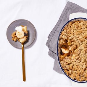 Wege śniadania słodkie. Crumble jabłkowo-bananowe (fot. Maciek Niemojewski)