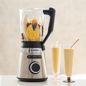 Przepis na smoothie mango-marakuja (fot. Rafał Meszka)