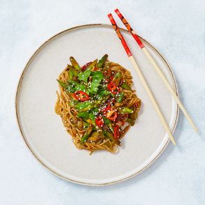 Stir fry ze szparagami