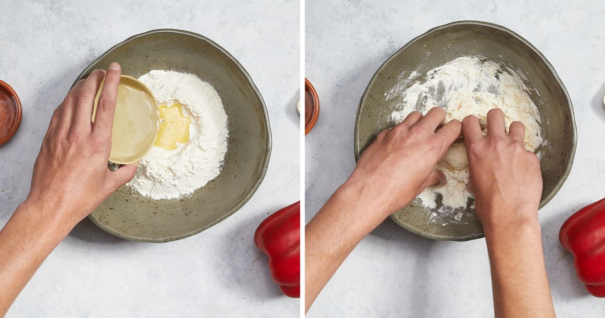 Zagniatanie ciasta na placki do tortilli (fot. Maciej Niemojewski)