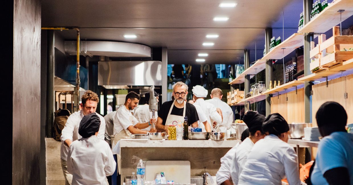 Refettorio Gastromotiva, Massimo Bottura (fot. Angeloo Dal Bo)