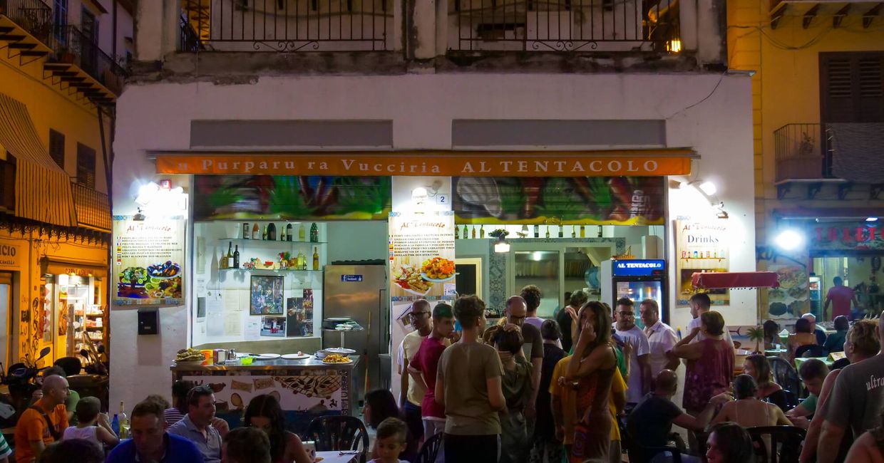 La Vucciria street food w Palermo ( fot. Bartek Zwiefka)