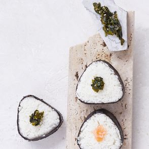 Jak zrobić onigiri (fot. Maciek Niemojewski)