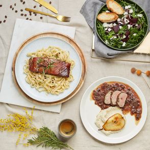 Najlepsze przepisy na dania z kawą. Łosoś w kawie (fot. Maciek Niemojewski)