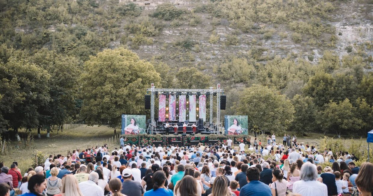 plenerowy koncert na festiwalu w Mołdawii - Dor Călător