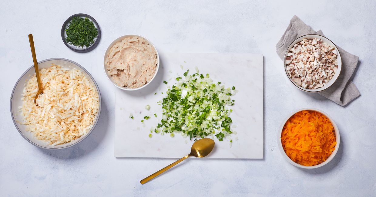 Wegańskie pierożki w warzywnym (fot. Maciek Niemojewski)