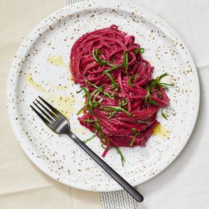 Przepis na makaron z botwiną (fot. Maciek Niemojewski)