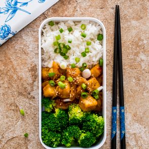 Marynowane tofu z książki lunchbox na każdy dzień (fot. Paulina Czyżewska)