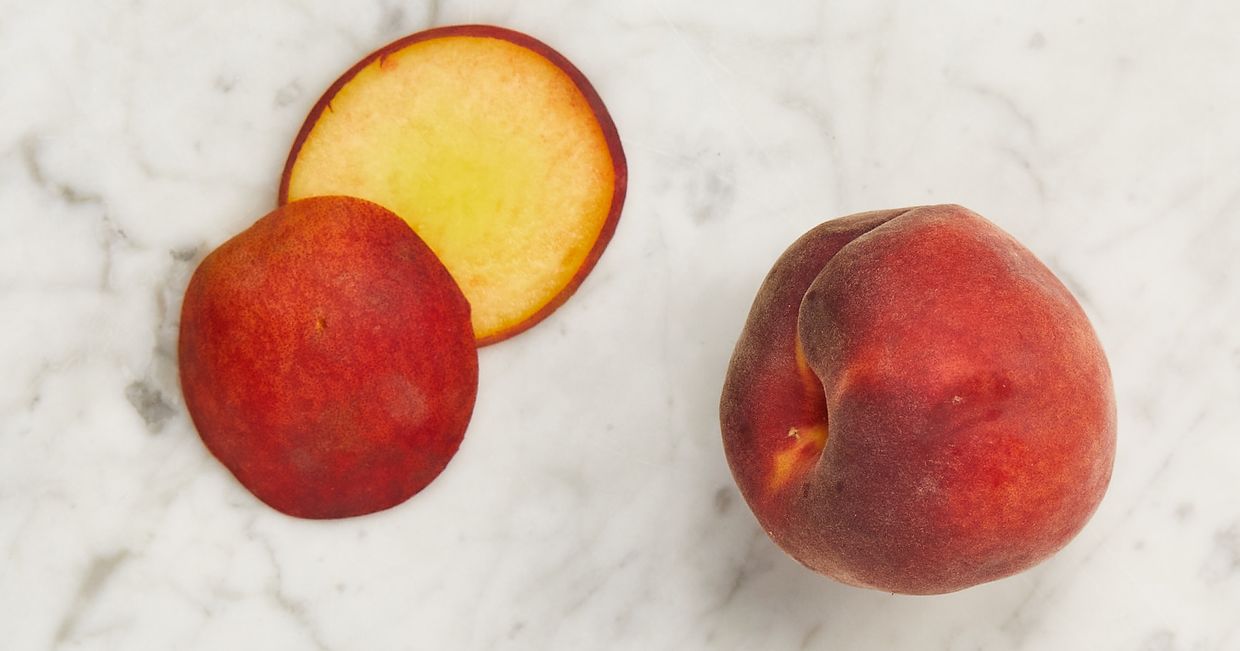 Woda w owocach, nawadnianie, brzoskwinie (fot. Maciek Niemojewski)