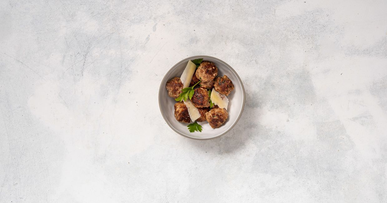 Klopsy z parmezanem i natką pietruszki (fot. Martyna Cybuch)