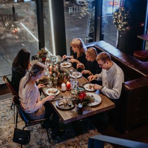 Projekt 44 na święta – wspólna kolacja (fot. materiały prasowe)