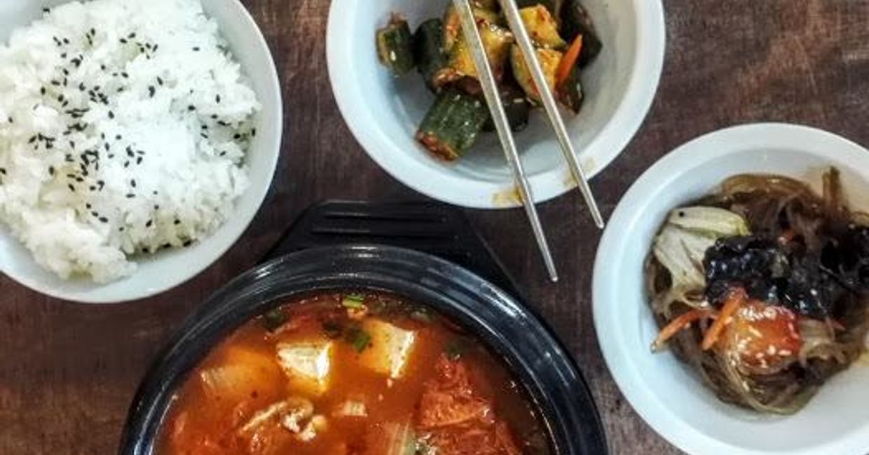 Restauracja Miss Kimchi, danie Kimchi Chigae