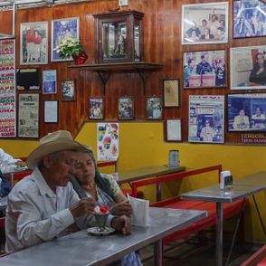 Miejscowy bar w Oaxaca w Meksyku (fot. Julia Zabrodzka)