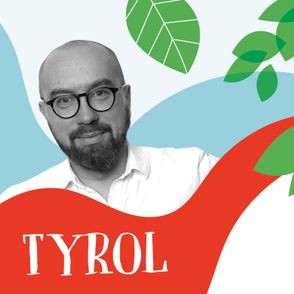 Krakowski Makaroniarz i smażone jabłka w cieście / Tyrol