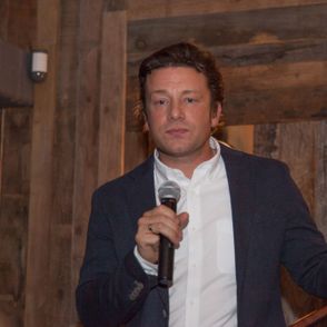 Dlaczego Jamie Oliver zbankrutował