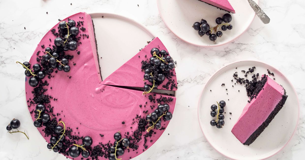 Do czego użyć żelatyny? – przepis na sernik porzeczkowy (fot. materiały prasowe)