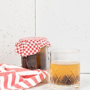 kompot z suszonych śliwek przepis kompot z suszonych śliwek właściwości