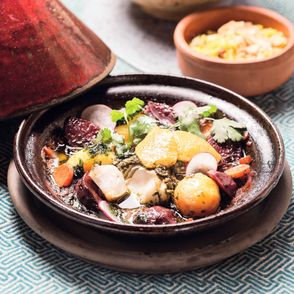 Tadżin z polędwicą z dorsza