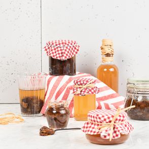 kompoty z suszonych śliwek jak zrobić kompot z suszonych śliwek przepis właściwości