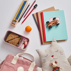 Do szkoły, na piknik czy na wyprawę, zestawy rzeczy potrzebych dziecku w każdej sytuacji (fot. Maciek Niemojewski)