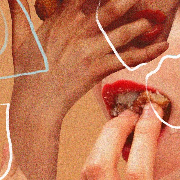 Jedzenie chleba i oblizywanie palców (il. Martyna Cybuch)