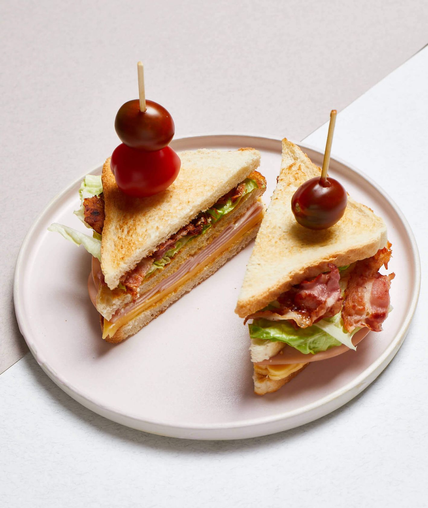 kanapka klubowa, domowa kanapka klubowa, przekąski na imprezę, club sandwich,