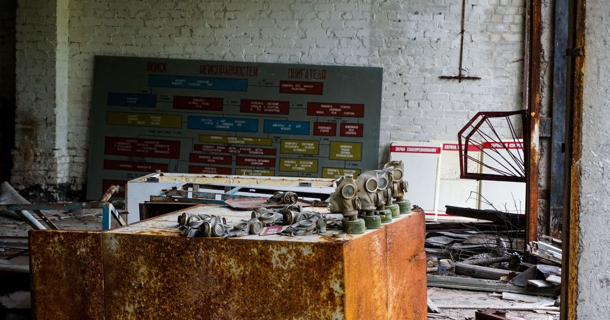 Opuszczone budynki w elektrowni w Czarnobylu. (fot. Ilja Nedilko)