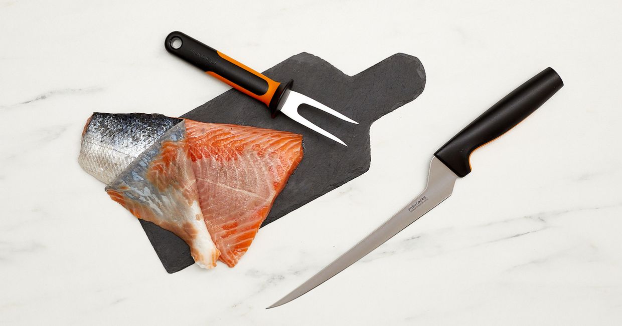 Nóż do filetowania ryb. Jak filetować ryby (fot. Maciek Niemojewski)